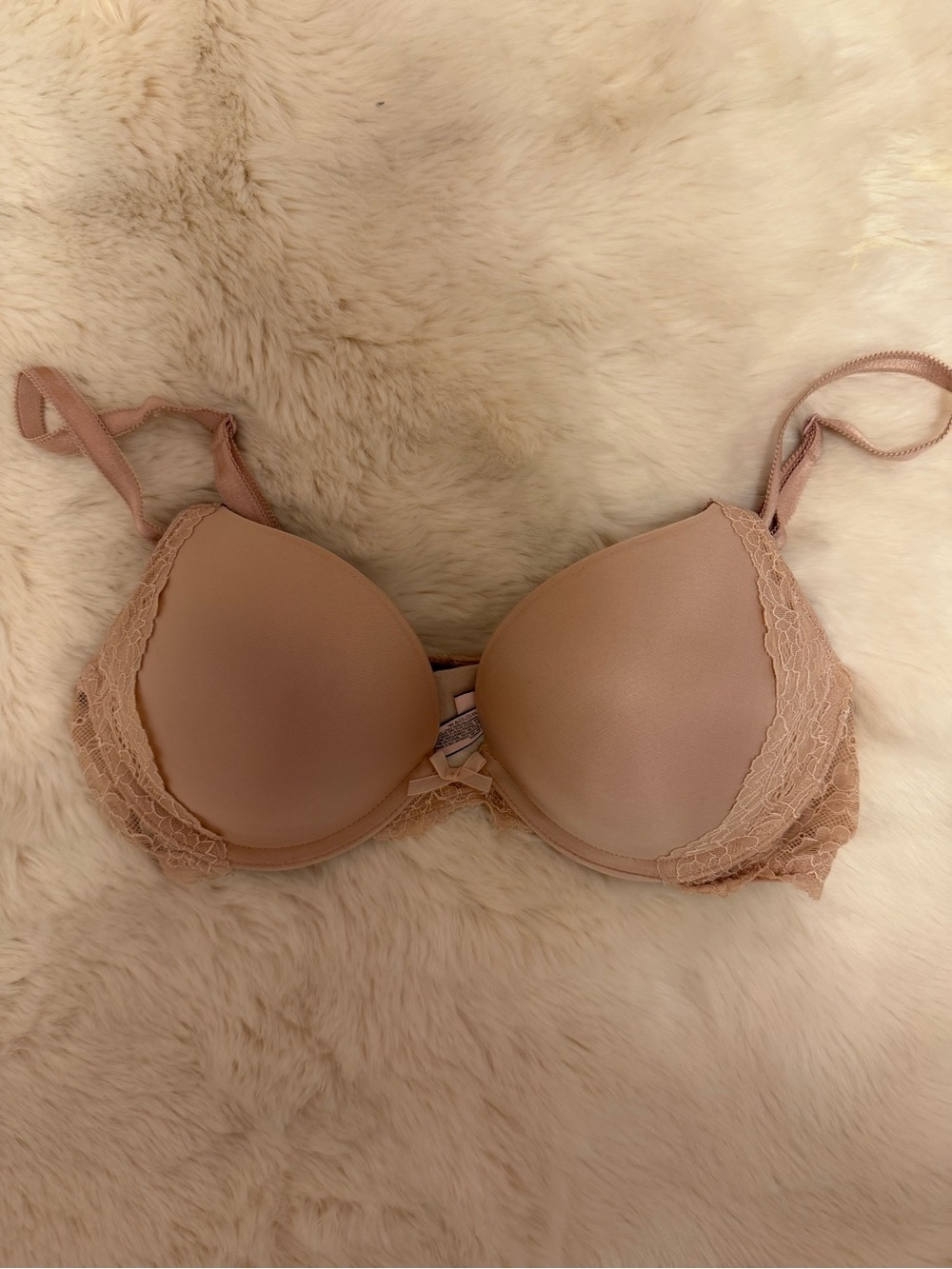 Victoria's Secret Nude Dream Angels Push Up Bra